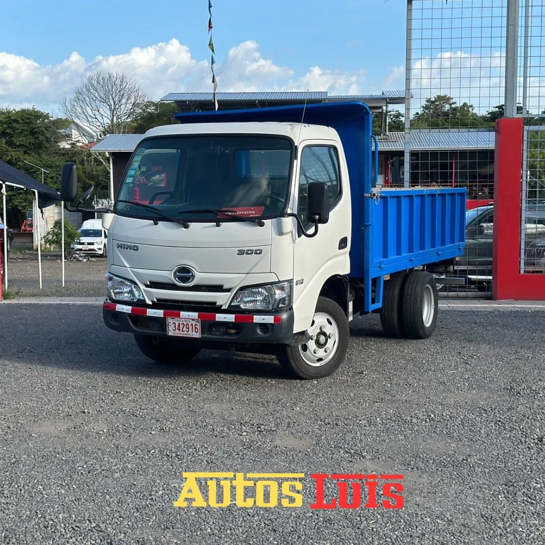 HINO 300 2023