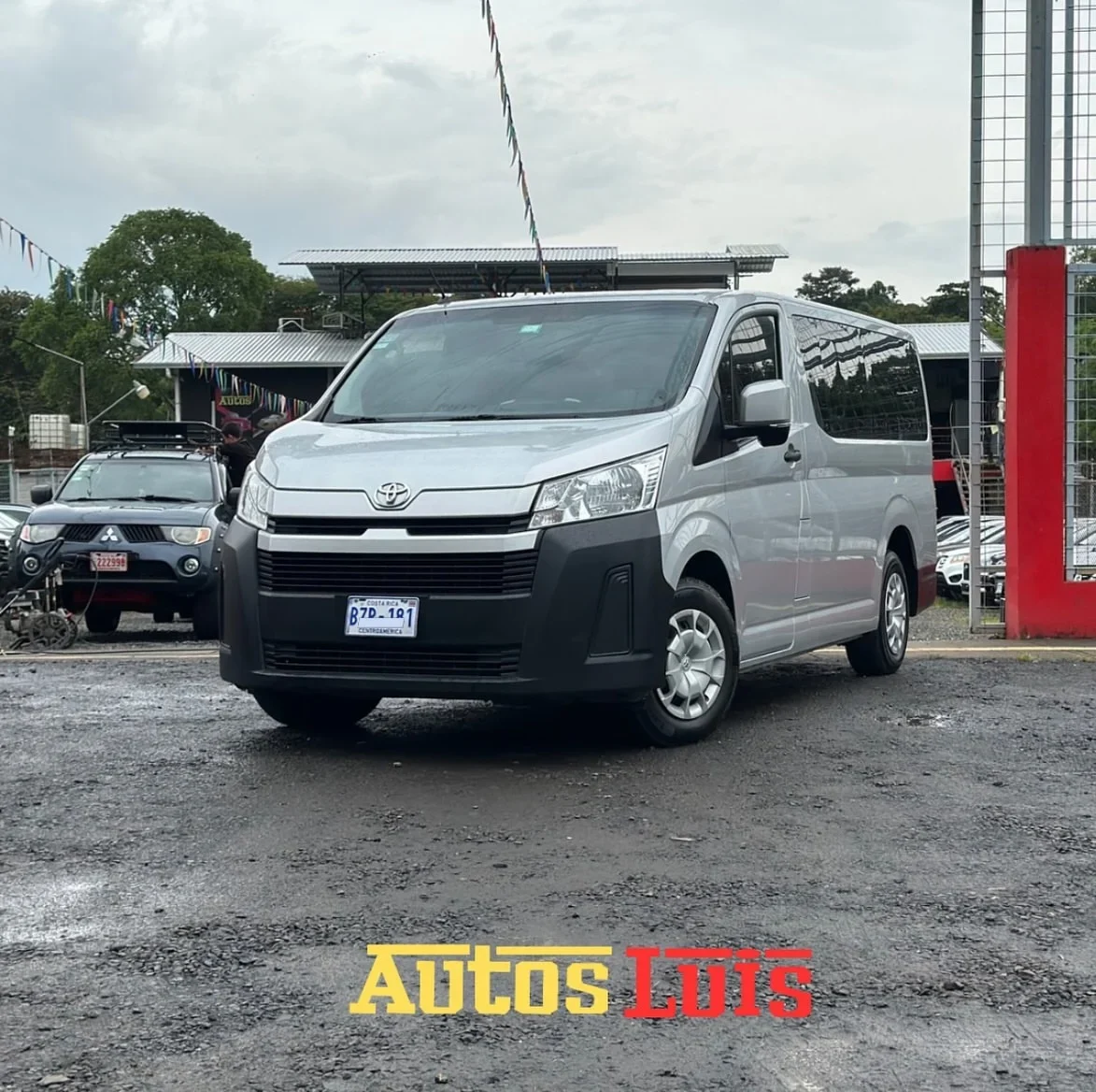 TOYOTA HIACE 2024