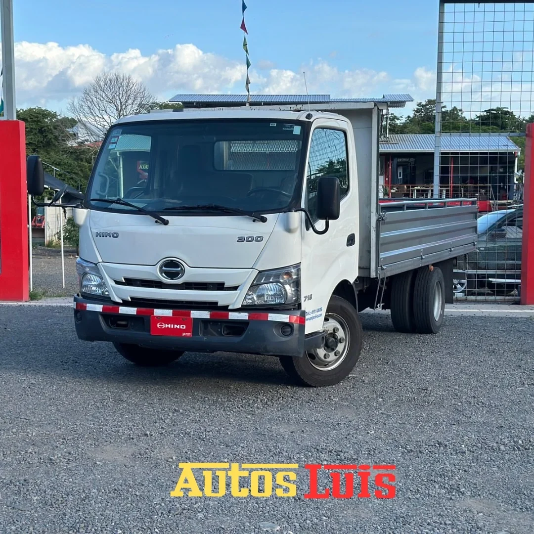 HINO 300 (716) 2022