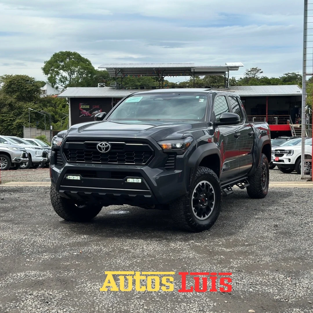 TOYOTA TACOMA - TRD OFF ROAD 2025